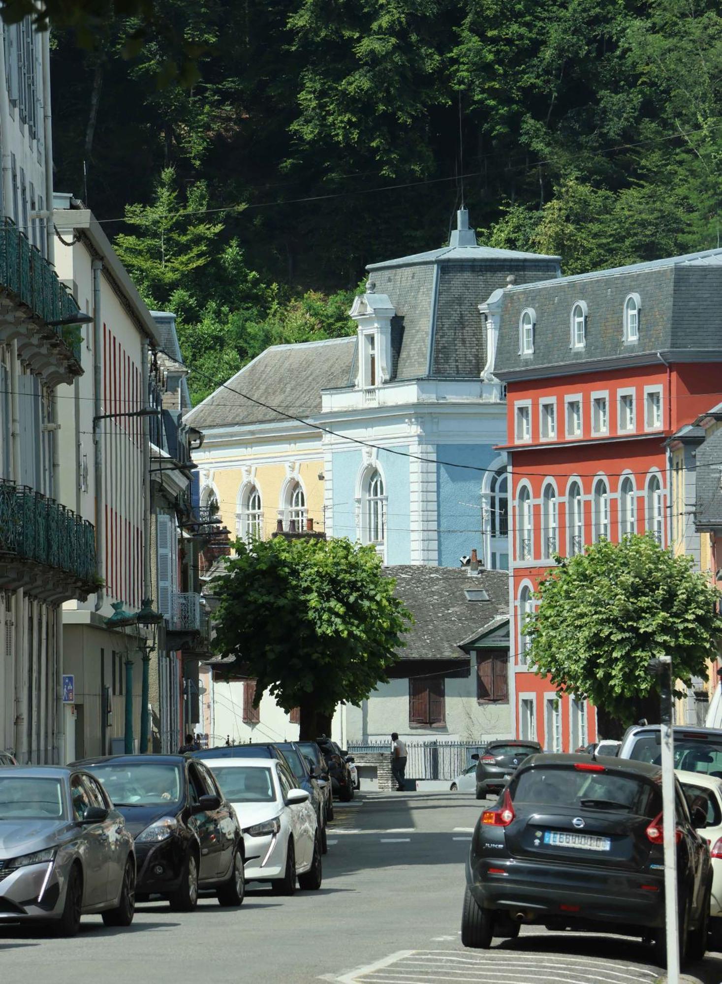 Caoubere Apartment Bagneres-de-Bigorre Exterior photo